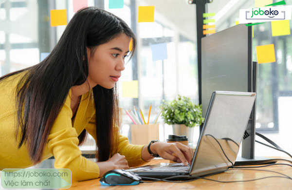 truoc khi tim viec moi, dung quen lam moi CV xin viec