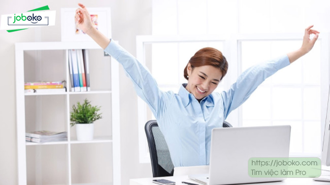 co nen xin viec vao cuoi nam 2