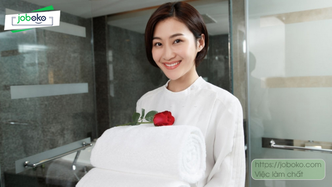 tuyen nhan vien buong phong 2