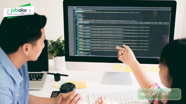 Lap trinh vien Front end yeu cau bo ky nang tong hop gi ma luong lai cao nhu vay