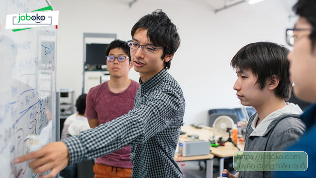 top 10 viec lam hot nhat nganh cong nghiep tro choi dien tu 2