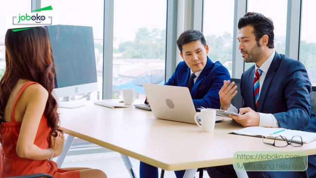 khi nha tuyen dung dua ra cau hoi ban la leader hay follower 2