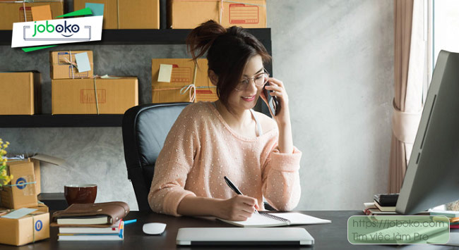 hoc gi ra lam nhan vien kho 2