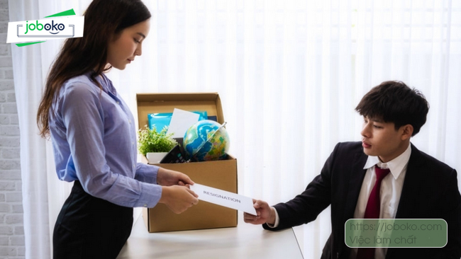 mau quyet dinh nghi viec 4