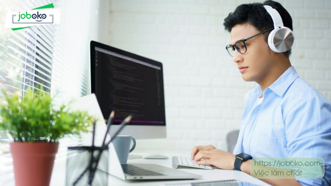 nghe lap trinh vien trong thoi dai so nhieu viec tot luong cao khong lo that nghiep 4